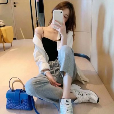 女机械人
